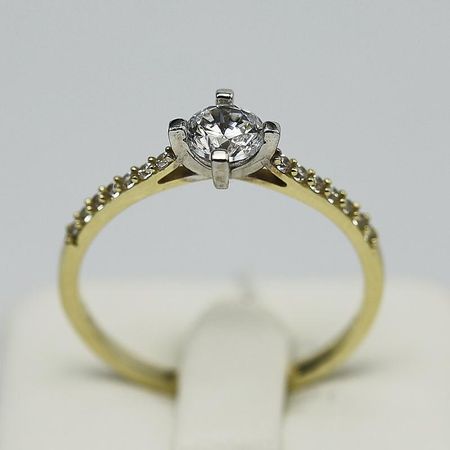 Pierścionek Złoty Z Cyrkoniami 1.74g PR. 585