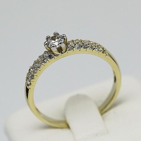 Pierścionek Złoty Z Cyrkoniami  2.09g