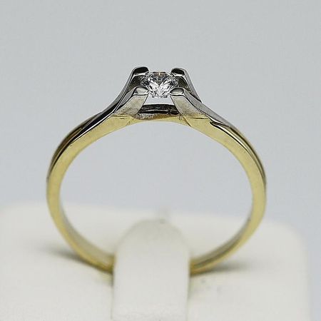 Pierścionek Złoty Z Cyrkonią 1.94g