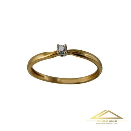 Złoty pierścionek z brylantem o masie 0,04 ct oraz wadze 1,66g