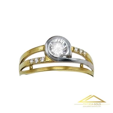 Pierścionek z Oplecioną Cyrkonią Centralną i 3 Obręczami, próby 585